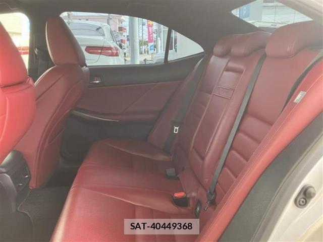 Lexus IS 2013-06 8652046-6