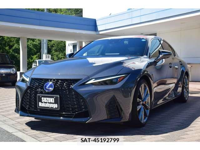 Lexus IS 2021-10 8652636-12