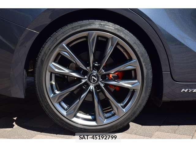 Lexus IS 2021-10 8652636-15