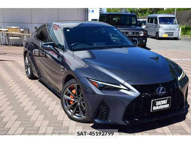 Lexus IS 2021-10 8652636-3