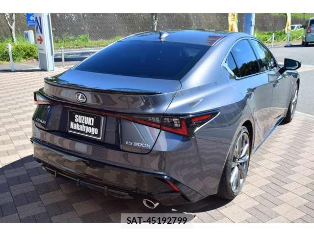 Lexus IS 2021-10 8652636-6