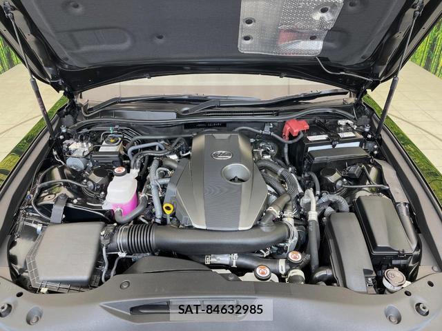 Lexus IS 2025-07 8653029-17