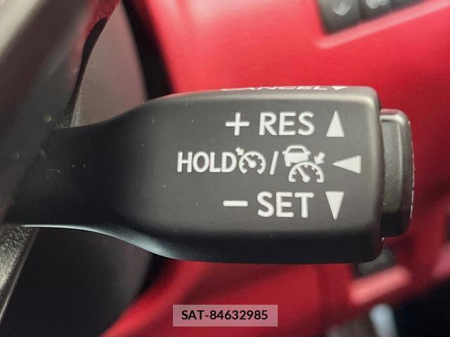Lexus IS 2025-07 8653029-6