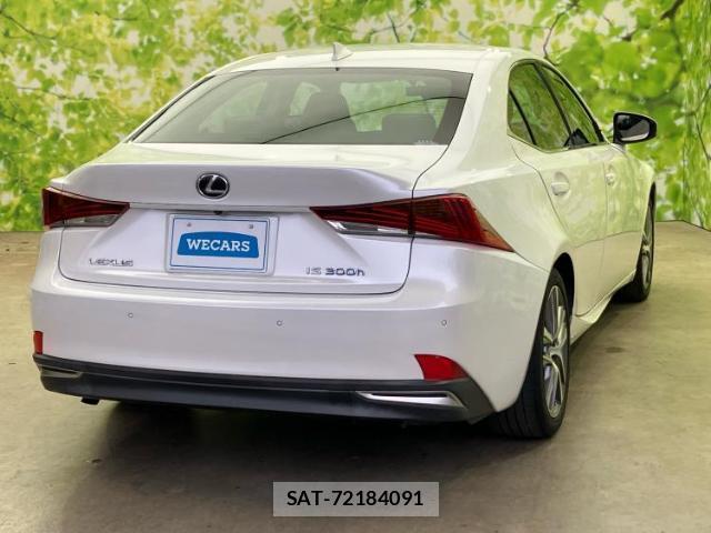 Lexus IS 2016-11 8653831-2