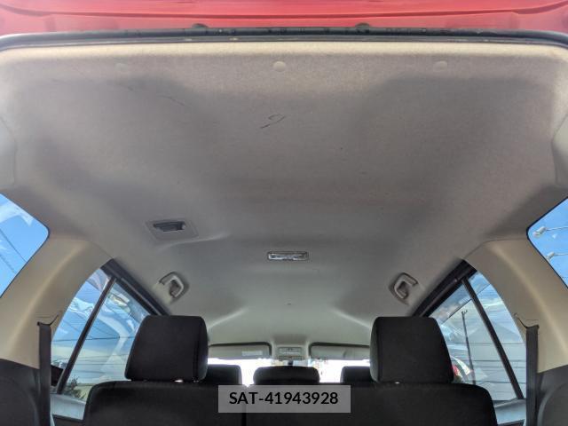Toyota ISIS 2013-07 8652435-16