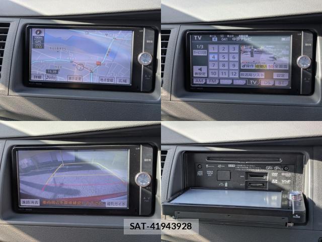 Toyota ISIS 2013-07 8652435-4