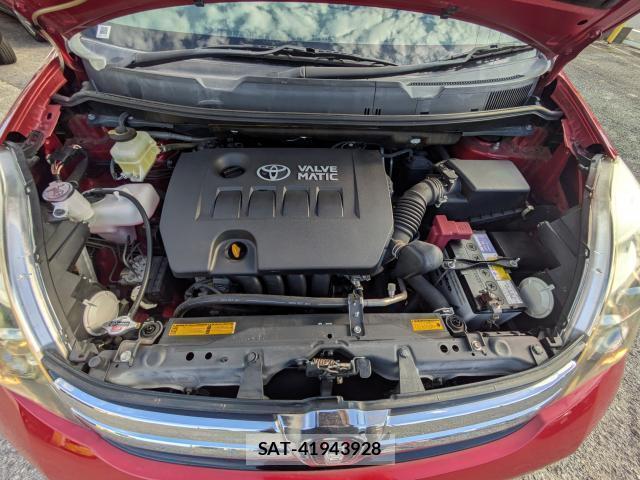 Toyota ISIS 2013-07 8652435-7