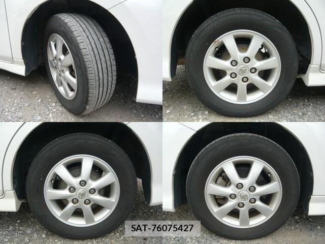 Toyota ISIS 2013-07 8653117-8