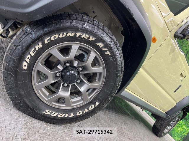Suzuki JIMNY 2025-04 8647834-11