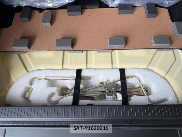 Suzuki JIMNY 2026-04 8649389-10