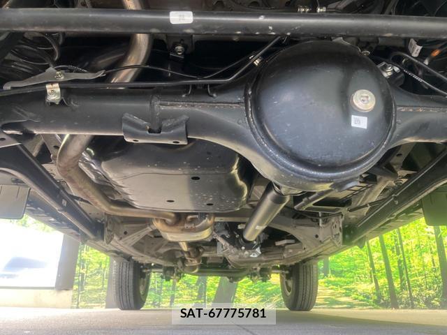 Suzuki JIMNY 2025-09 8652347-18