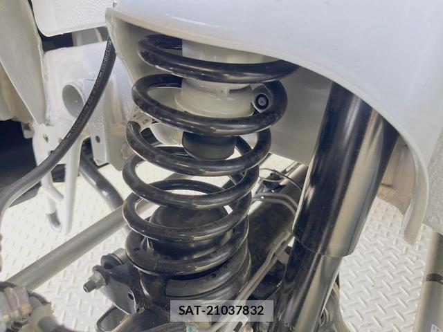 Suzuki JIMNY 2026-01 8652945-19