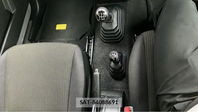 Suzuki JIMNY SIERRA 2023-10 8651439-14