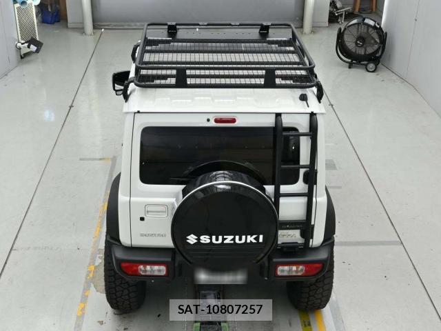 Suzuki JIMNY SIERRA 2026-05 8652400-6