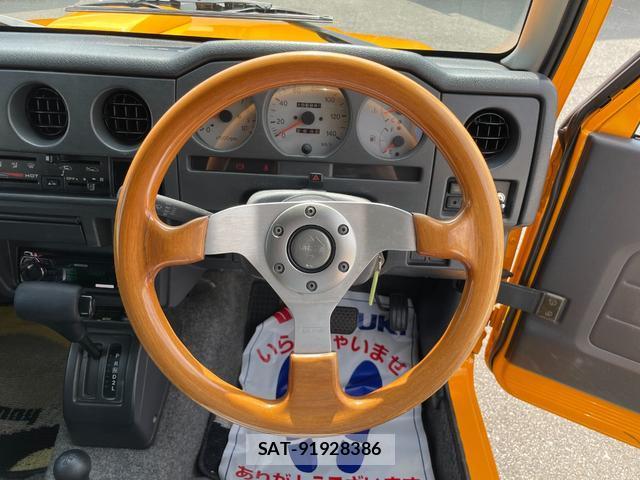 Suzuki JIMNY 1996 8647808-12