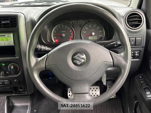 Suzuki JIMNY 2009-09 8647847-10