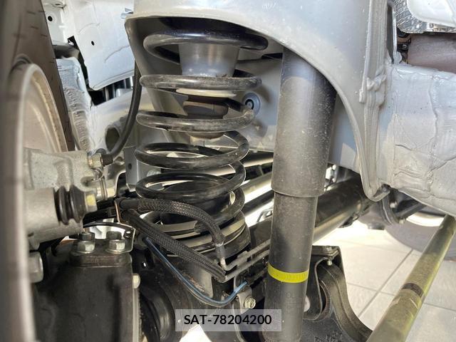 Suzuki JIMNY 2025-09 8648835-19