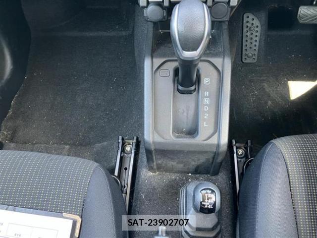 Suzuki JIMNY 2021-11 8648861-10