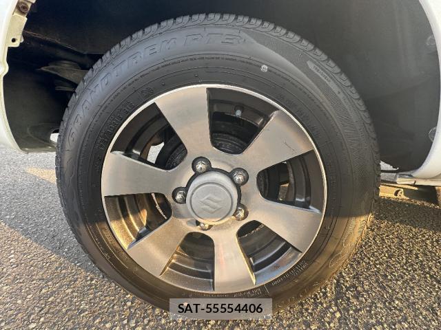 Suzuki JIMNY 2010-08 8649482-14