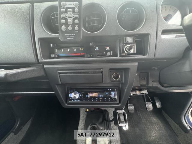 Suzuki JIMNY 1997 8649586-4