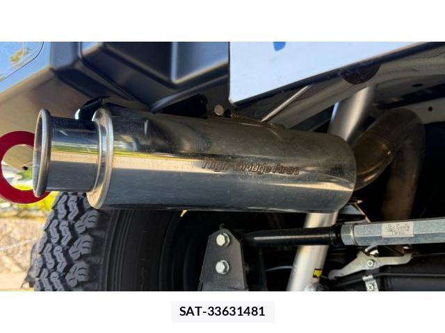 Suzuki JIMNY 2023-11 8649617-17