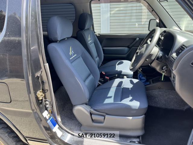 Suzuki JIMNY 2004-03 8650130-4