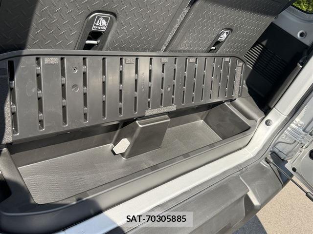 Suzuki JIMNY 2025-07 8650904-10