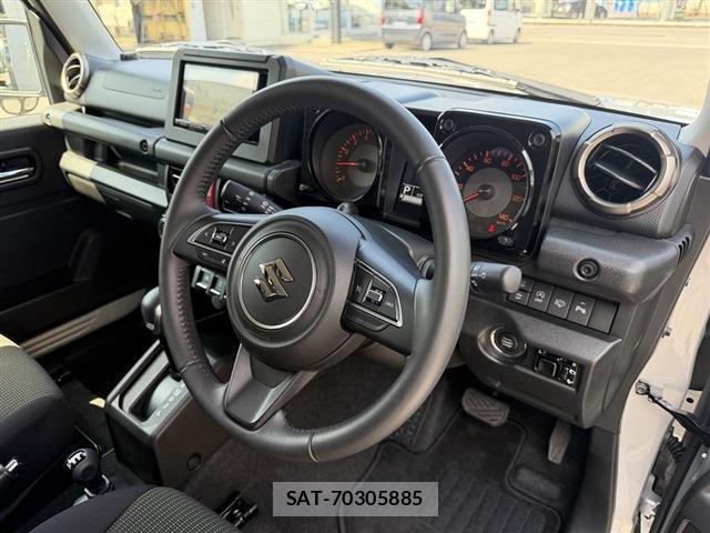 Suzuki JIMNY 2025-07 8650904-13