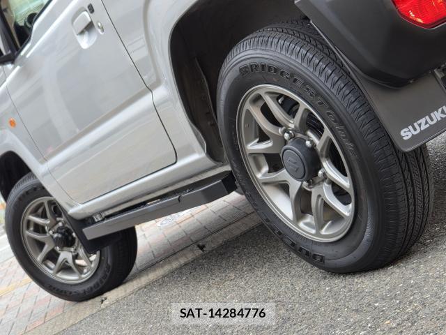 Suzuki JIMNY 2023-10 8651025-8