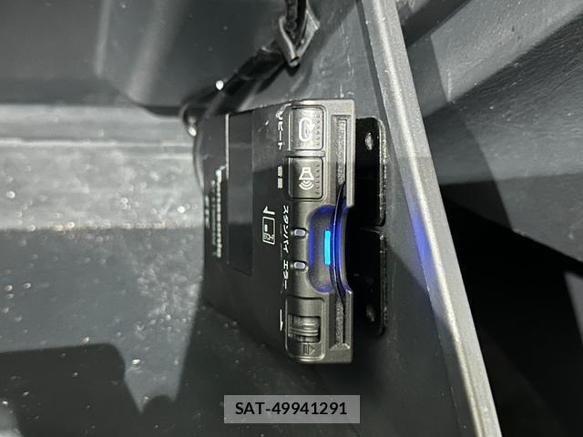 Suzuki JIMNY 2014-02 8652438-2