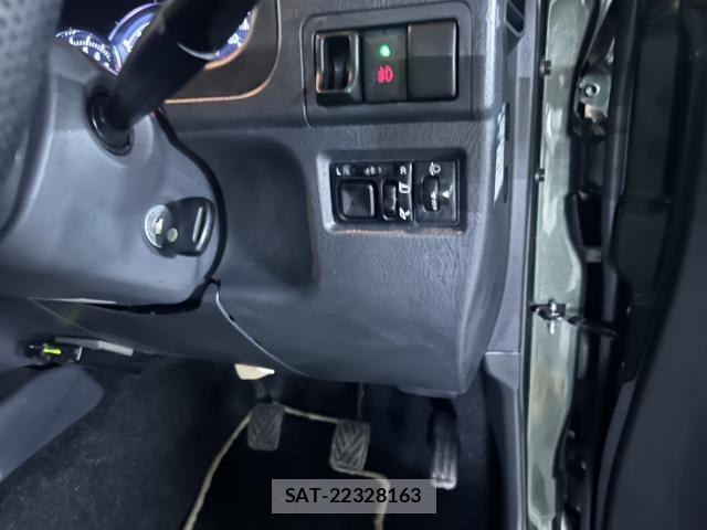 Suzuki JIMNY 2017-03 8652815-13