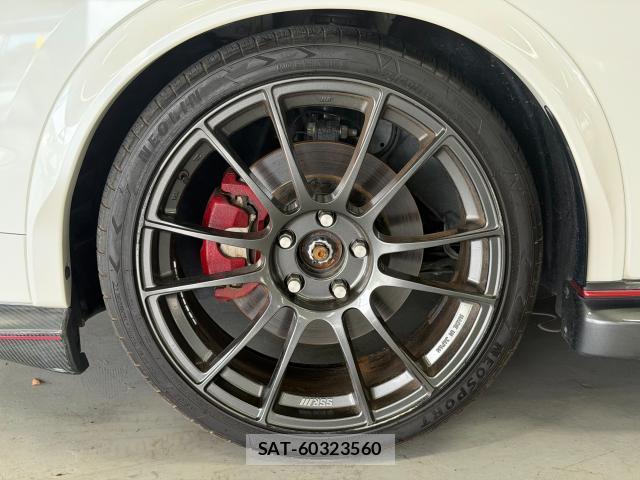 Nissan JUKE 2016-04 8647713-18