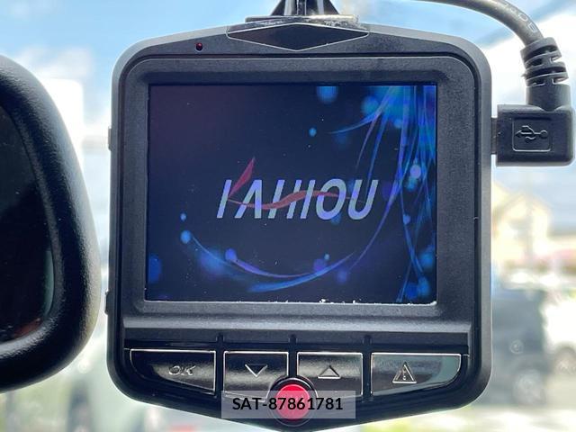 Nissan JUKE 2015-04 8648189-7