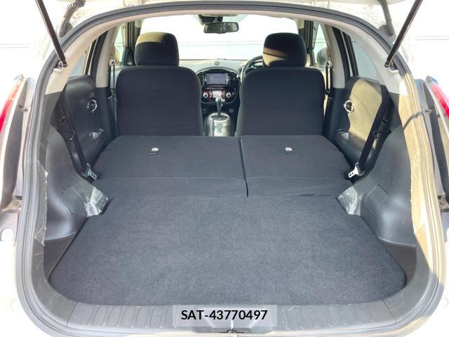 Nissan JUKE 2017-06 8650109-9
