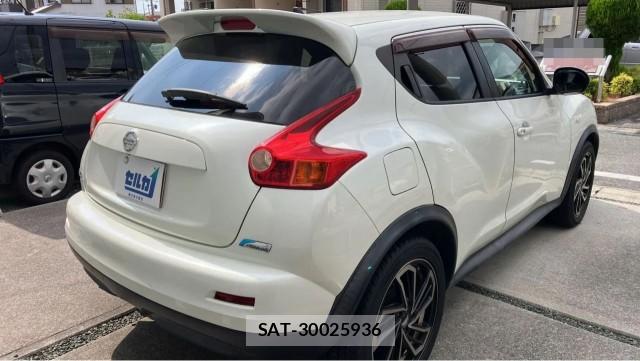 Nissan JUKE 2011-10 8651287-12