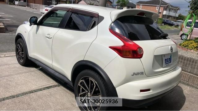 Nissan JUKE 2011-10 8651287-13