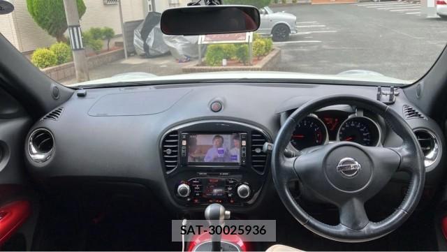 Nissan JUKE 2011-10 8651287-2