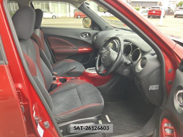 Nissan JUKE 2013-02 8653752-3