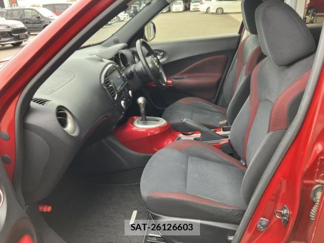 Nissan JUKE 2013-02 8653752-5
