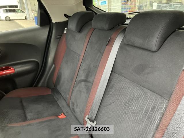Nissan JUKE 2013-02 8653752-6