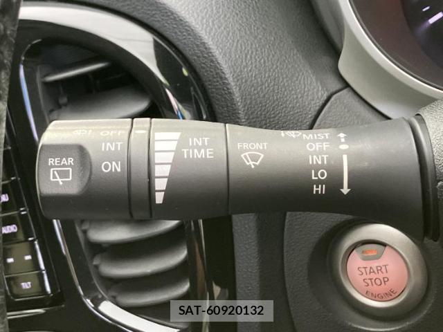 Nissan JUKE 2017-06 8653783-16