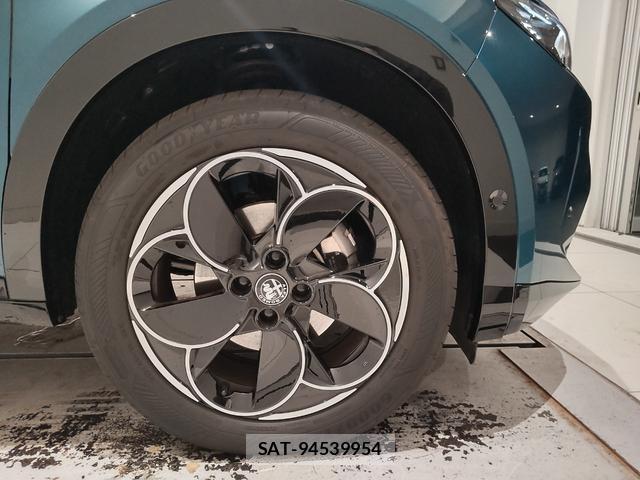 ALFA ROMEO Junior 2026-03 8646810-12