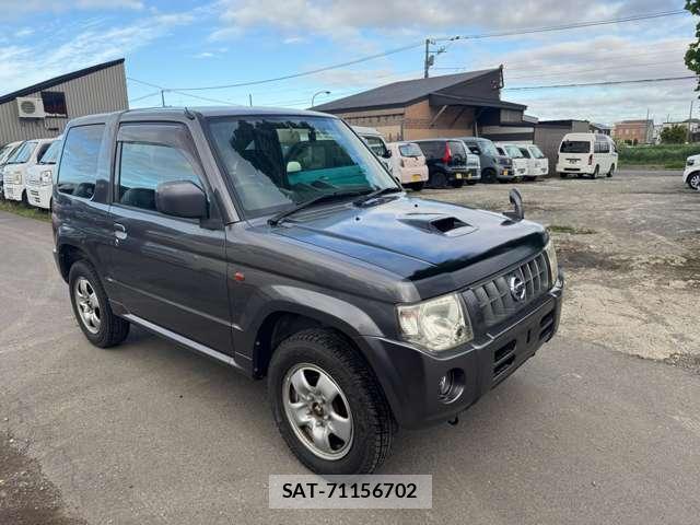 Nissan KIX 2009-12 8651762-12