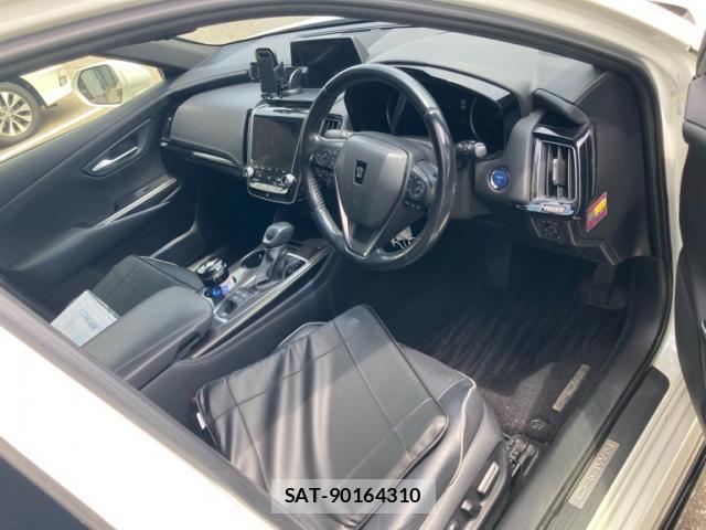 Toyota KLUGER HYBRID 2018-12 8652331-7