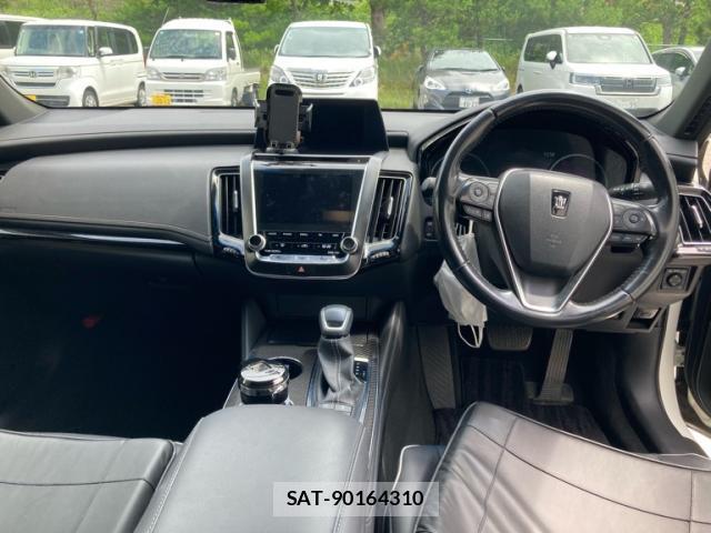 Toyota KLUGER HYBRID 2018-12 8652331-9