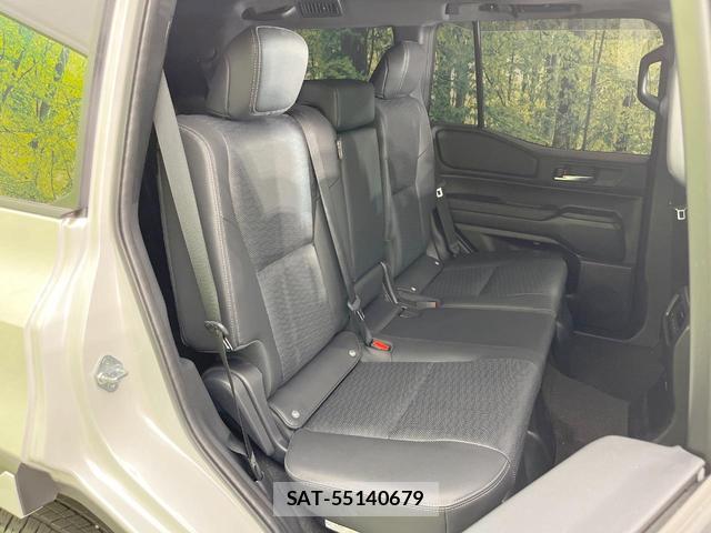 Toyota Land Cruiser 250 2025-01 8648766-8