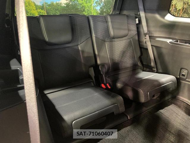 Toyota Land Cruiser 250 2025-03 8649857-9