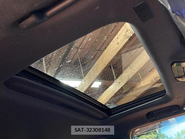 Toyota Land Cruiser 250 2025-03 8649880-3
