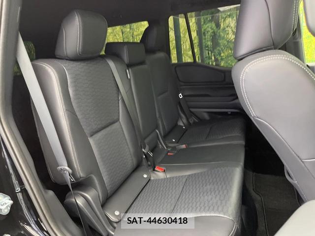 Toyota Land Cruiser 250 2026-06 8650955-9