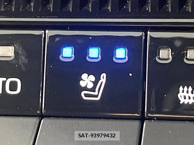 Toyota Land Cruiser 250 2024-08 8651075-6